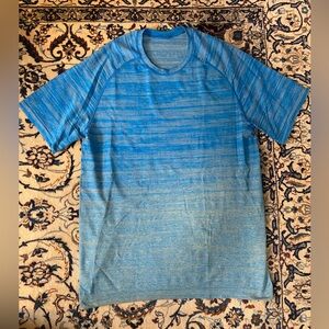 Lululemon men’s medium swiftly tech tee